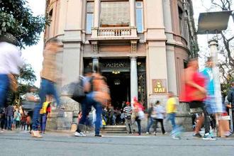 Vai ficar em BH? Veja o que abre e fecha no feriado da Proclamação da República