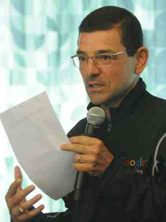 O diretor do Centro de Engenharia do Google em BH, Berthier Ribeiro-Neto(foto: Jair Amaral/EM/D.A Press )