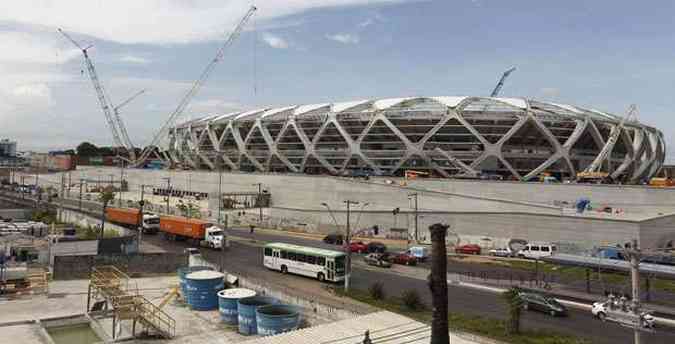 Vista da Arena Amazonia, em construo para sediar jogos da Copa(foto: (REUTERS/Bruno Kelly ))