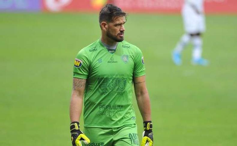 Matheus Cavichioli fala da presena indita do Amrica na Libertadores