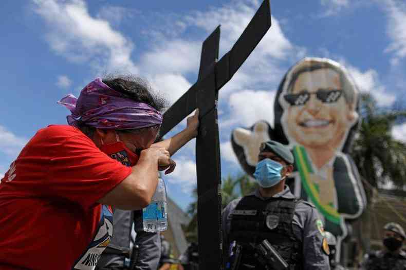 Protesto em Manaus contra atuao de Bolsonaro na pandemia - crise no Amazonas ser investigada na CPI(foto: REUTERS/Bruno Kelly)