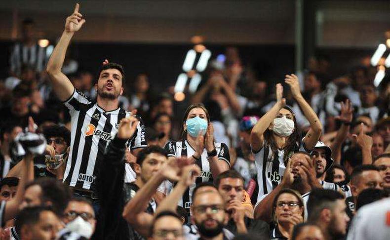 Torcedor do Atlético está ansioso pela conquista do título brasileiro neste ano(foto: Alexandre Guzanshe/EM/D.A Press) Torcedor do Atlético está ansioso pela conquista do título brasileiro neste ano