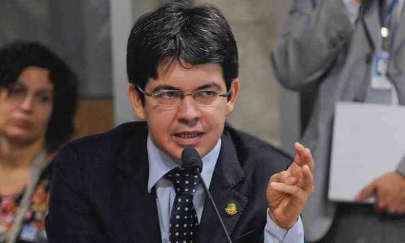 O senador Randolfe Rodrigues (foto: Pedro Frana)