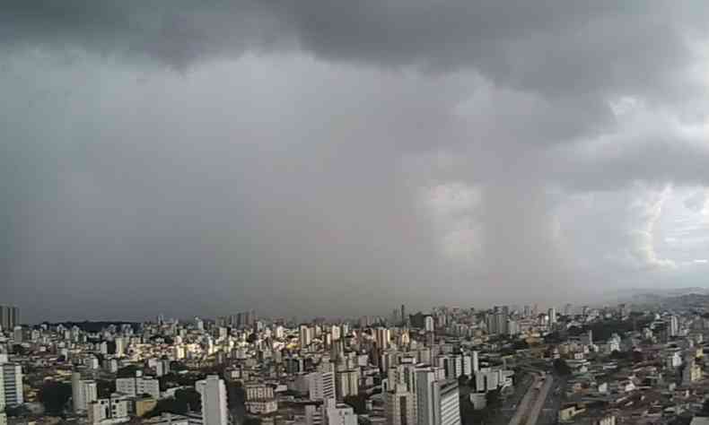 Previso  de queda de aproximadamente 40 milmetros de chuva(foto: Defesa Civil / Divulgao)