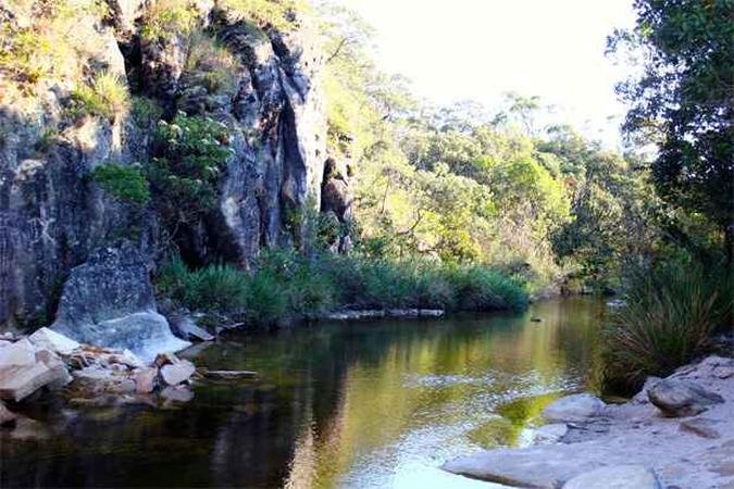 Vista da trilha do Circuito das �guas no Parque Estadual do Ibitipoca(foto: Zulmira Furbino/EM/D.A Press)