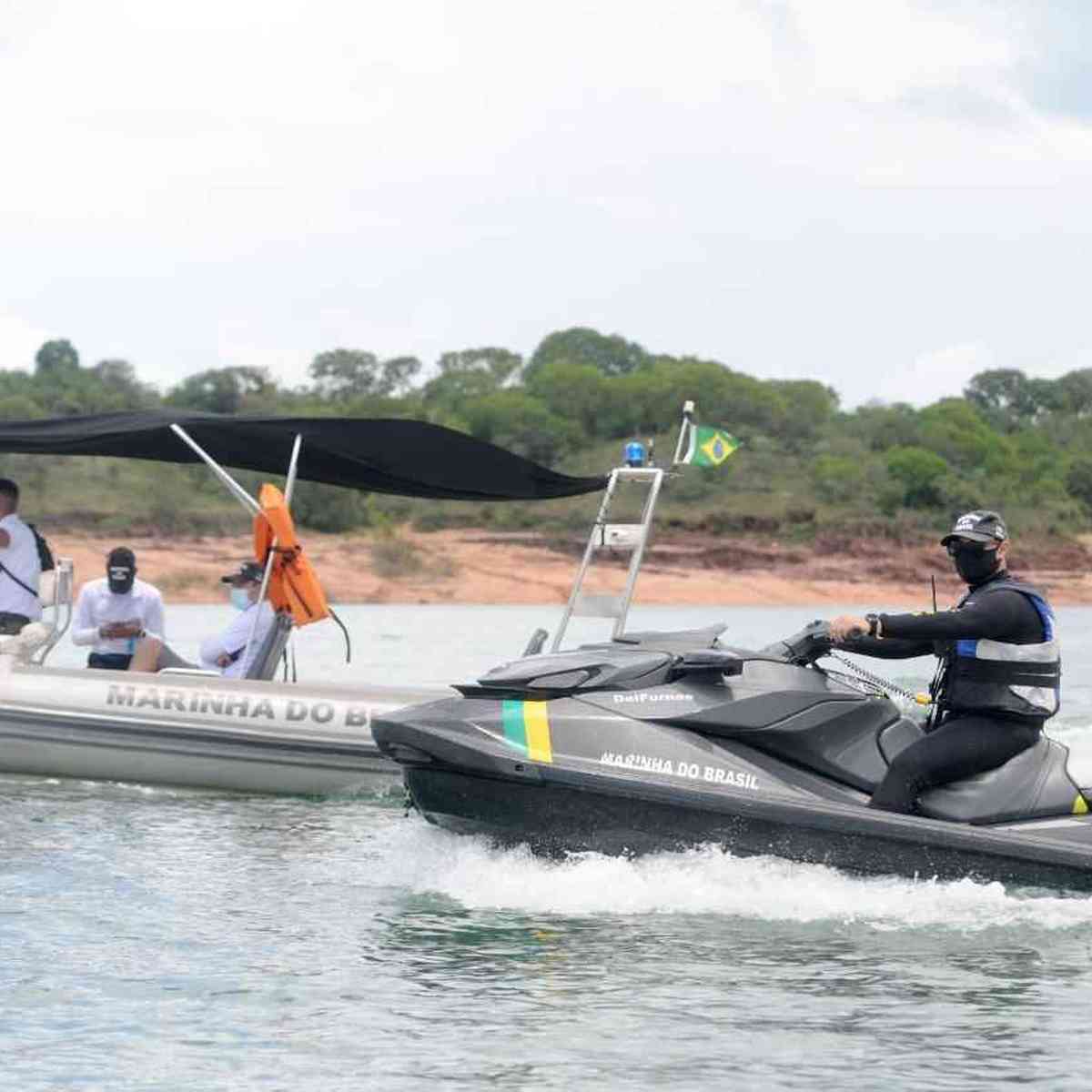 Marinha vai investigar naufrágio que matou duas pessoas em