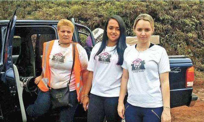 Voluntárias do Instituto de Defesa dos Direitos Animais de Ouro Preto(foto: Jair Amaral/EM/D.A PRESS) Voluntárias do Instituto de Defesa dos Direitos Animais de Ouro Preto(foto: Jair Amaral/EM/D.A PRESS)