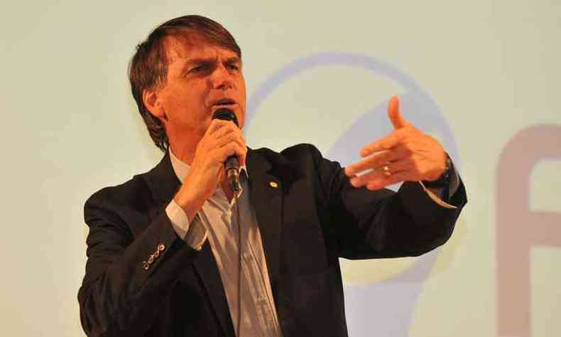 Em discurso no Rio, Bolsonaro disse que havia estado em um quilombo e o 'afrodescendente mais leve l pesava sete arrobas'(foto: Jair Amaral/EM/D.A Press)