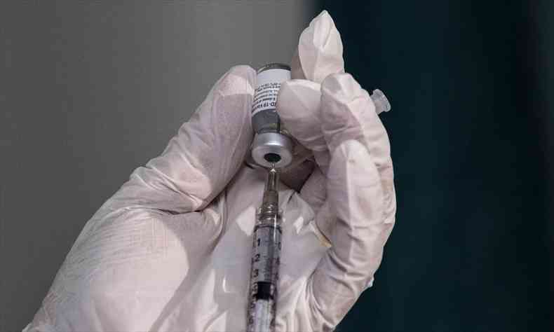 O pedido de registro, porm, ainda depende da divulgao de resultados de eficcia do imunizante pelo Butantan(foto: Ricardo ARDUENGO / AFP )