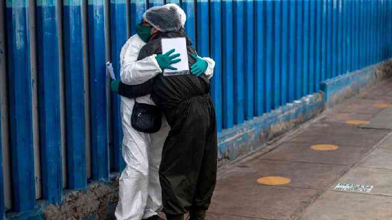 A pandemia causou luto a milhares de pessoas no pas(foto: Getty Images)