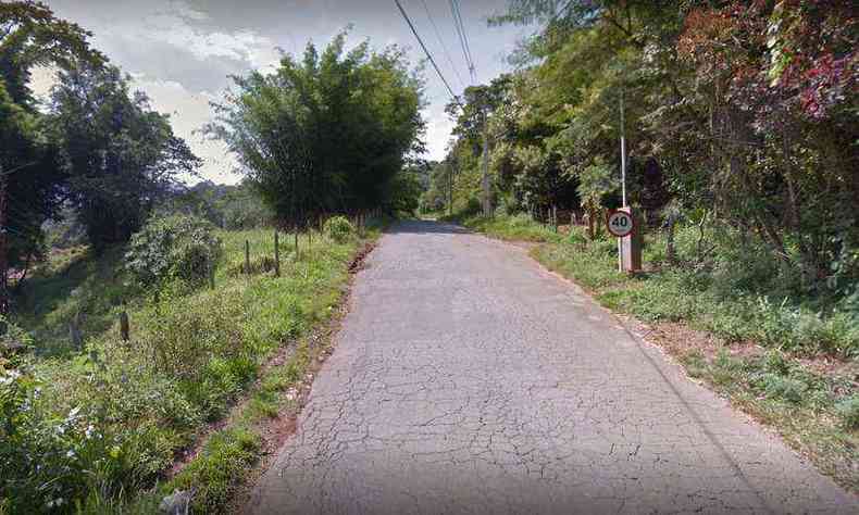 Acidente ocorreu na Prefeito Maciel, 33, em Piedade do Paraopeba, distrito de Brumadinho(foto: Google Street View/Reproduo)