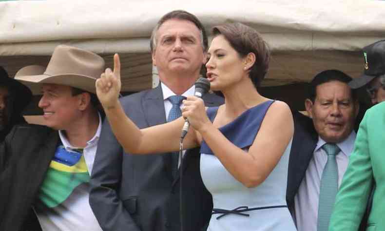 Jair Bolsonaro e Michelle Bolsonaro 
