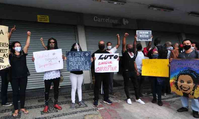 Ato em BH fez unidade do Carrefour, localizada no Centro, cerrar as portas.(foto: Gladyston Rodrigues/EM/D.A Press)