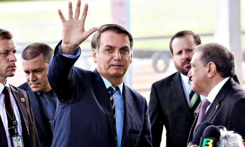 O presidente Jair Bolsonaro deve anunciar tambm o novo valor do auxlio emergencial, em torno de R$ 300(foto: ANTNIO CRUZ/AGNCIA BRASIL - 3/5/20)
