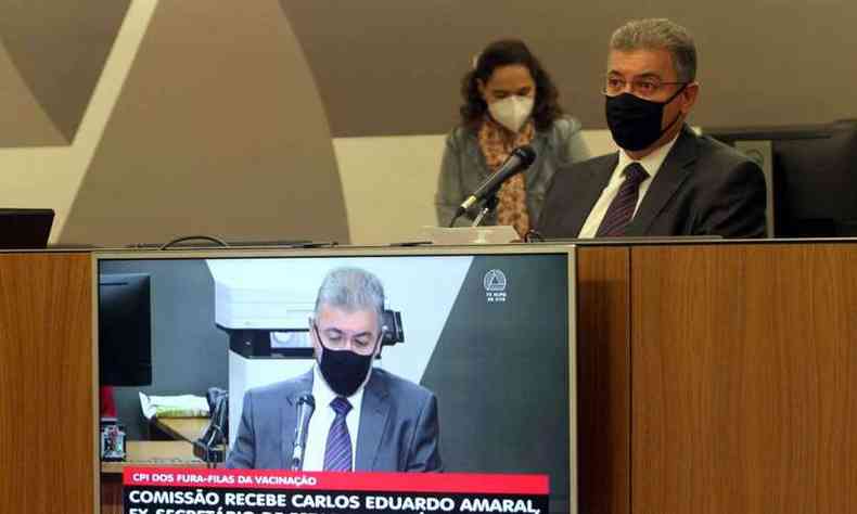 Carlos Amaral, ex-secretrio de Sade de Minas Gerais, prestou depoimento em CPI que apura possveis 'fura-filas'(foto: Jair Amaral/EM/D.A Press)