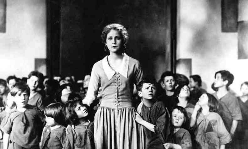 Cena do filme Metrpolis, cone do expressionismo alemo, roteirizado por Thea von Harbou e dirigido pelo marido, Fritz Lang (foto: Divulgao)