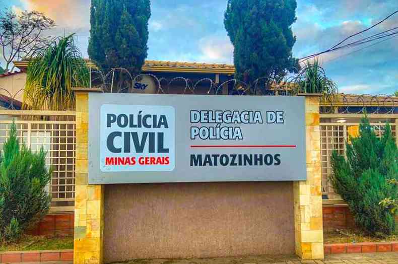 A Delegacia de Polcia Civil de Matozinhos prendeu preventivamente o padrasto suspeito dos estupros(foto: Polcia Civil/Divulgao)