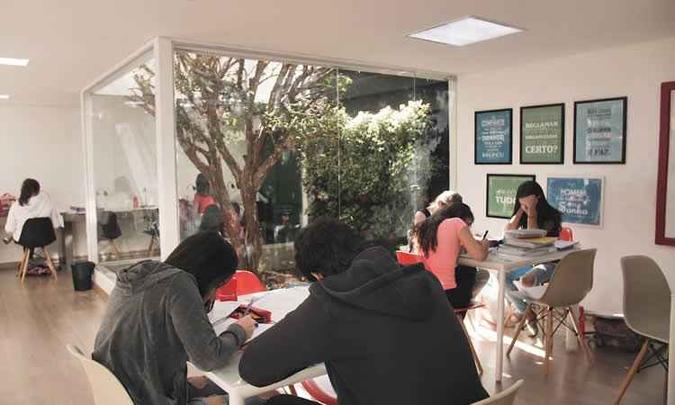 Vários cursinhos, como o Determinante, terão monitorias e aulas extras durante as férias.(foto: Divulgação-Determinante) Vários cursinhos, como o Determinante, terão monitorias e aulas extras durante as férias.(foto: Divulgação-Determinante)