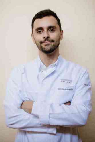 O neurocirurgio Felipe Mendes