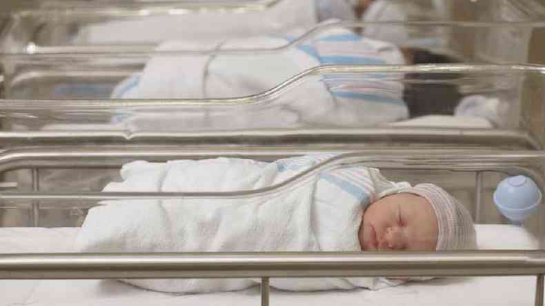 Pandemia afetou no s a nossa taxa de mortalidade, mas tambm de natalidade(foto: Getty Images)