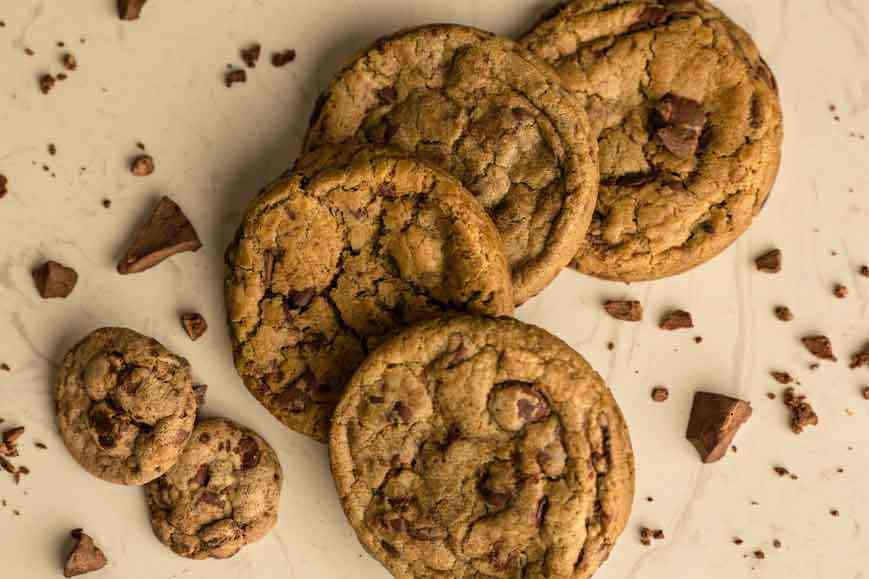 Elas começaram a fazer bolos e cookies para vender na pandemia