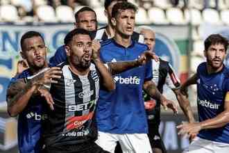 Ex-Cruzeiro  o novo artilheiro do Campeonato Mineiro