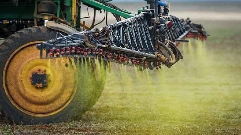 Fumiga��o de produtos em lavoura