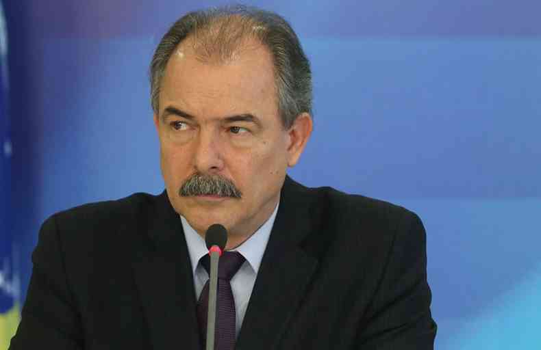 O ministro da Casa Civil, Aloizio Mercadante, fez o apelo na sequncia da declarao