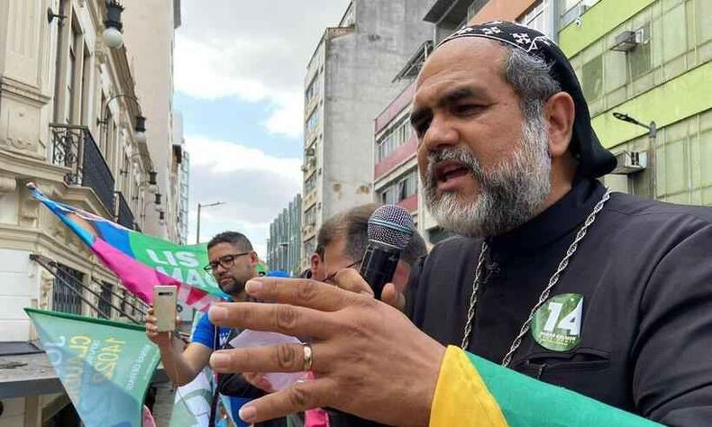 Kelmon comentou sobre as discussões que teve, durante o debate, com Lula e Soraya(foto: Agência Brasil/Reprodução) Padre Kelmon