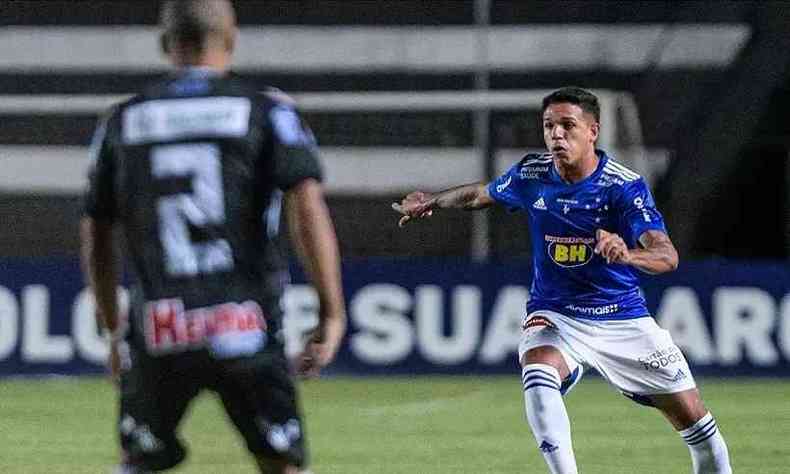 Jogo contra o Operrio, em Ponta Grossa, marcou a reestreia de Felipo no Cruzeiro(foto: Gustavo Aleixo/Cruzeiro)