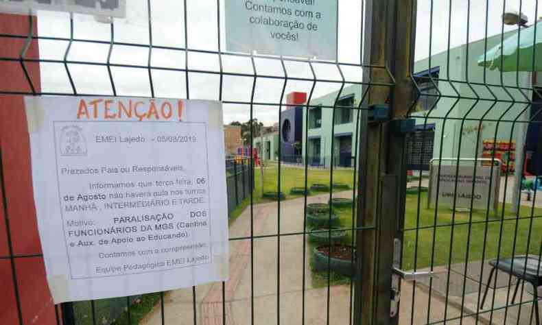 Paralisao afetou o funcionamento de escolas nesta segunda-feira na capital(foto: Leandro Couri/EM/D.A Press)
