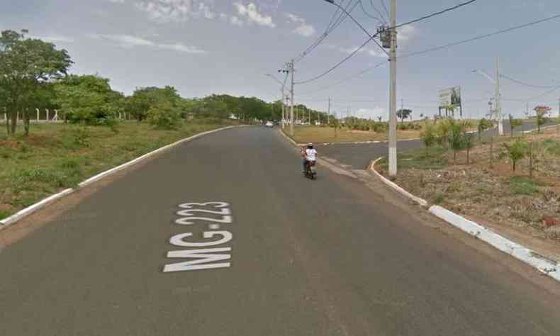Trecho da MG-223, em Araguari, na Regio do Tringulo Mineiro(foto: Reproduo/Google Street View)