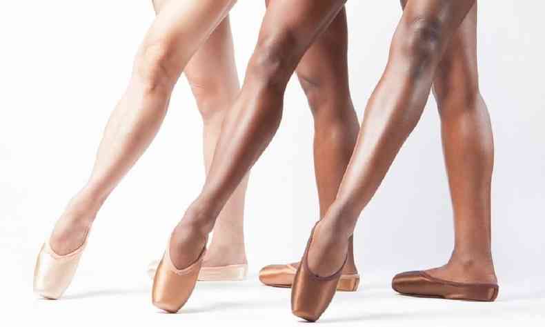 Opção de sapatilhas para bailarinas negras