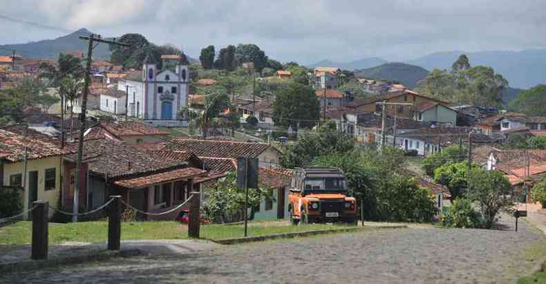 Com grande vocação turística, o distrito de Ouro Preto vive agora às voltas com ruas vazias e pousadas, bares e restaurantes fechados(foto: FOTOS: LEANDRO COURI/EM/D.A PRESS)