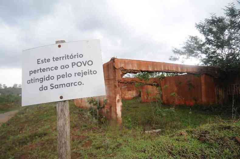 Runas do distrito de Bento Rodrigues cinco anos aps o rompimento da Barragem de Fundo, administrada pela Samarco(foto: Leandro Couri/EM/D.A Press - 22/10/20)