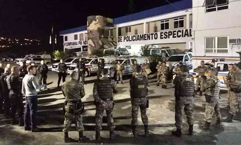 Operao do Gaeco, Depen, PM e PC prendeu agentes no ano passado(foto: Divulgao/Ministrio Pblico de Minas Gerais)