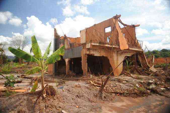 MP afirma que construo de dique destruir stios arqueolgicos em Bento Rodrigues(foto: Leandro Couri/EM/D.A Press)