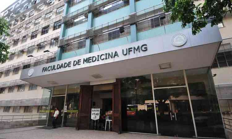 Fachada da Escola de Medicina da UFMG