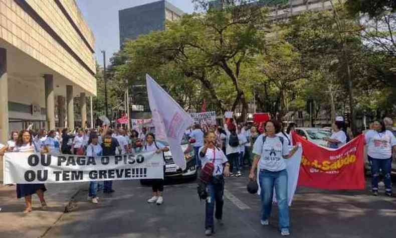 protesto dos enfermeiros