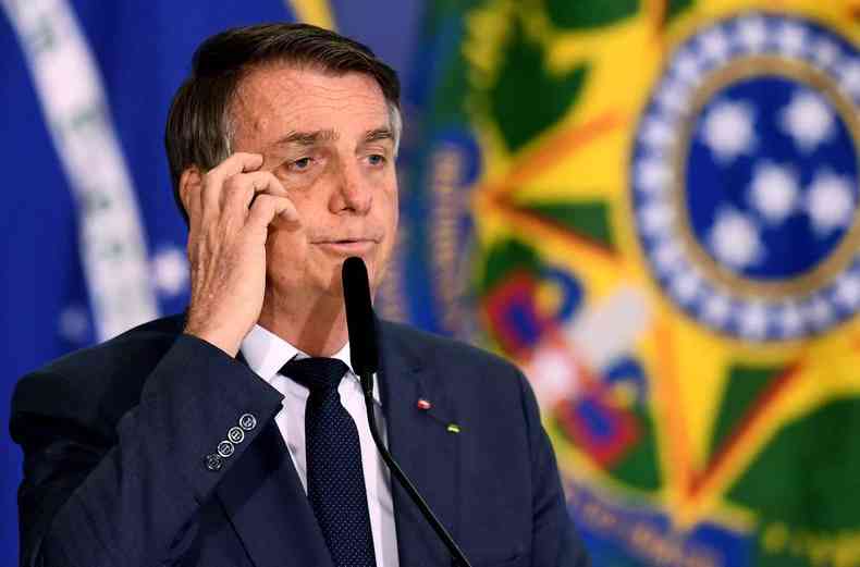 A manifestao se soma s diversas reaes ao movimento de Bolsonaro - a ltima vez que um presidente da Repblica atuou para afastar ministros do STF se deu durante a ditadura militar (1964-1985)(foto: EVARISTO SA / AFP)