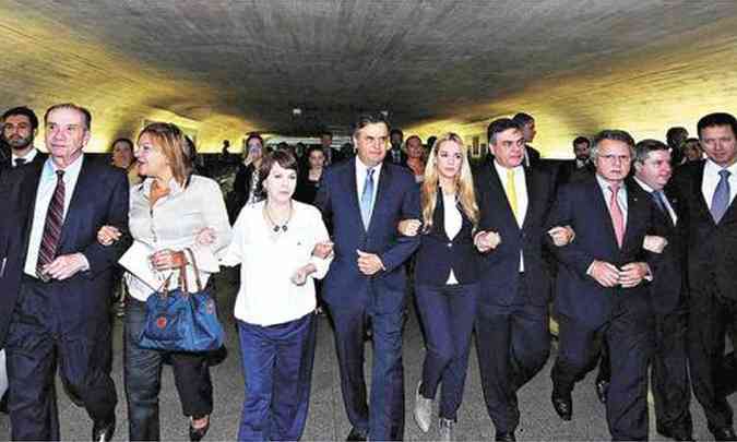Senadores da oposio acompanharam as mulheres dos polticos venezuelanos presos por Nicols Maduro(foto: George Gianni/PSDB)