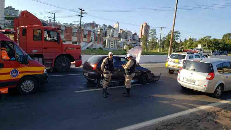 Outro carro envolvido no acidente