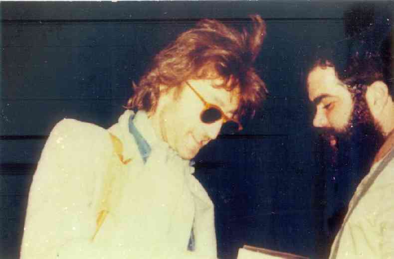 John Lennon e Marco Antnio Mallagoli se encontraram no aniversrio de 40 anos de John Lennon(foto: Osni Omena)