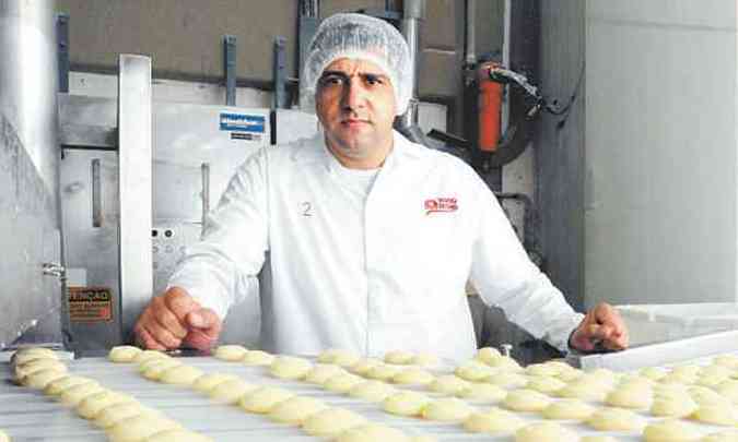 Gerente da Forno de Minas, Marcelo Luiz Ferreira afirma que a indstria de alimentos tem demanda aquecida por profissionais qualificados(foto: EULLER JNIOR/EM/D.A PRESS)