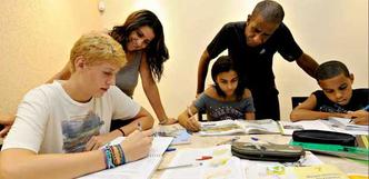 Na famlia que o acolheu em BH, o dinamarqus Magnus Madsen encontrou muito afeto, mas  repreendido quando necessrio(foto: Gladyston Rodrigues/EM/D.A Press)