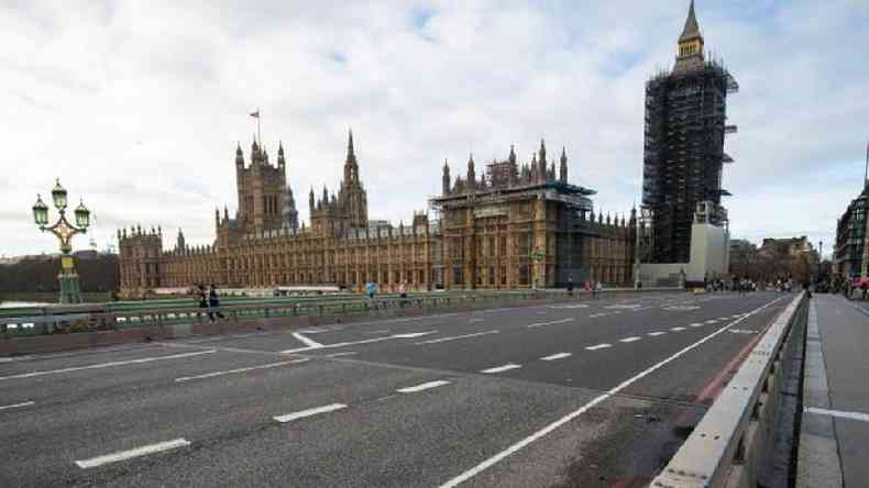 Ruas de Londres ficaram desertas durante lockdown; Reino Unido inicia relaxamento das medidas restritivas(foto: PA Media)