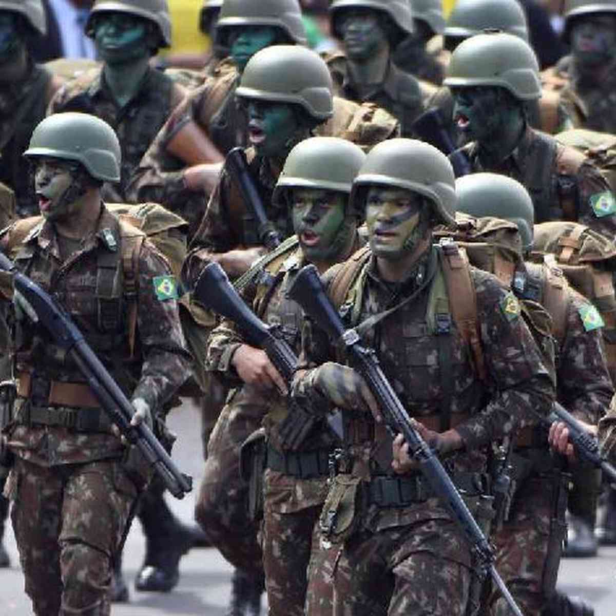 Apoiadores do Exército Brasileiro