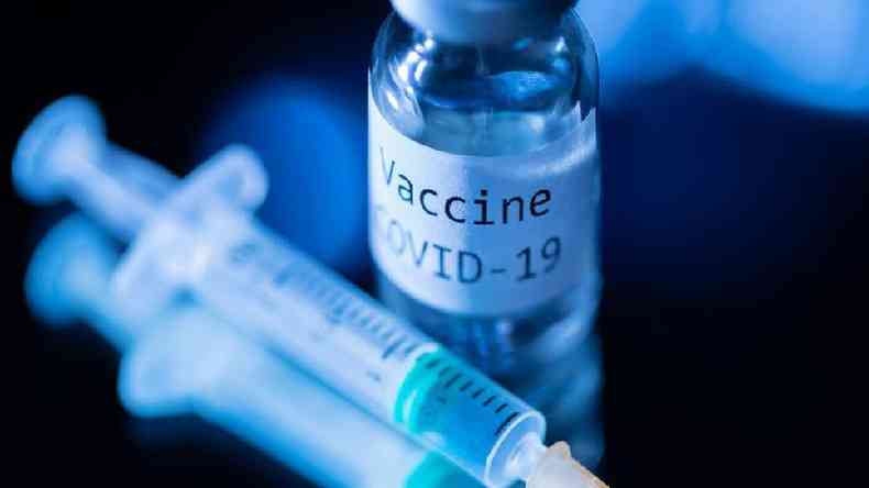 A vacina contra a covid-19 ensina o sistema imunolgico a combater a doena(foto: Getty Images)