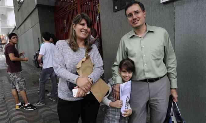 Com dois filhos no Colgio Santo Antnio, Marcelo diz que j recebeu o aviso do reajuste(foto: Jair Amaral/EM/D.A Press)