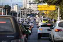 Usuários brasileiros relatam instabilidade no Waze nesta terça-feira (21)